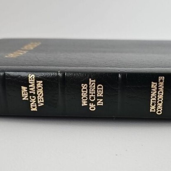 Holy Bible New King James Version Thomas Nelson 1982 / Words of Christ In Red - Picture 5 of 9